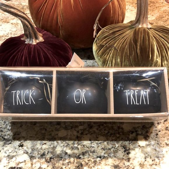 NWT Rae Dunn Ceramic Mini Pumpkins—“TRICK OR TREAT”—Set of 3 - Picture 1 of 6